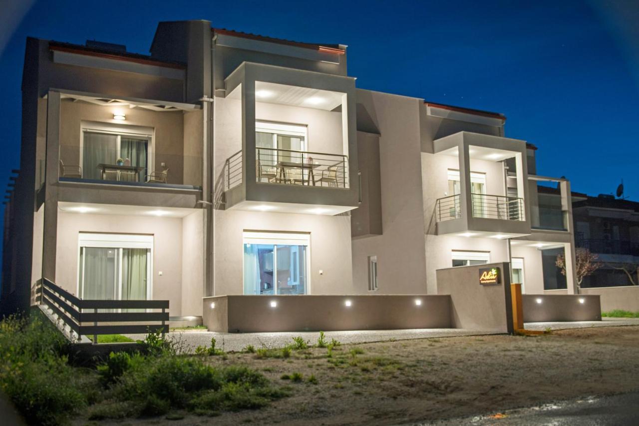 Aelia Luxury Apartments نيكيتي المظهر الخارجي الصورة